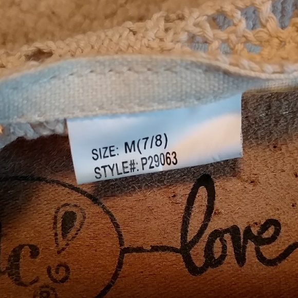 Shoes - Picture 2 of 2